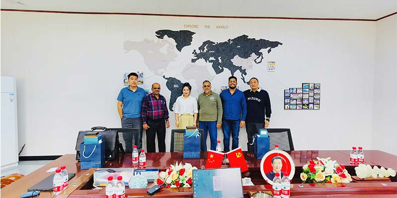 國(guó)外來(lái)訪jpg 國(guó)外來(lái)訪jpg